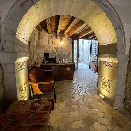 Takunya Cave Hotell *