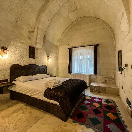 Takunya Cave * Göreme