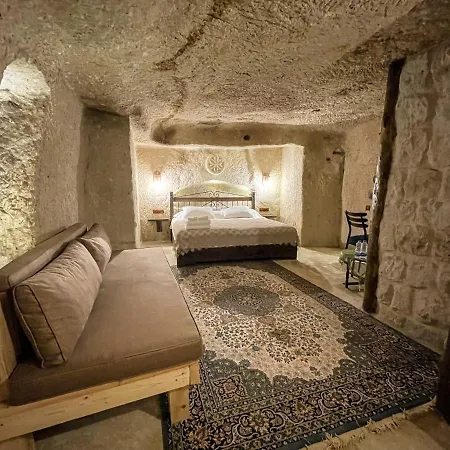Takunya Cave Hotel