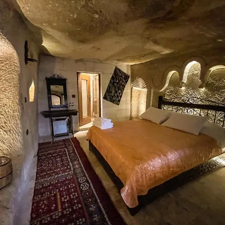 מלון Takunya Cave *
