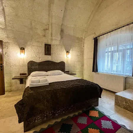 Hotell Takunya Cave