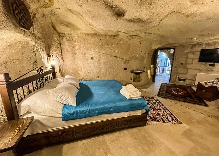 Takunya Cave Otel